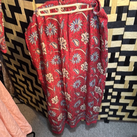 Custom Bundling An Outfit For A Live Show only two piece skirt and top - Picture 4 of 6